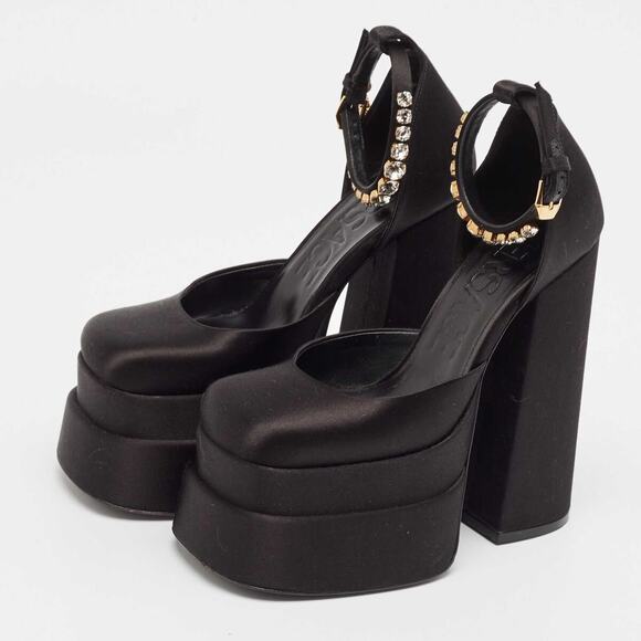 Versace | Medusa Aevitas Platform Pumps Satin with Crystals - Picture 1 of 9